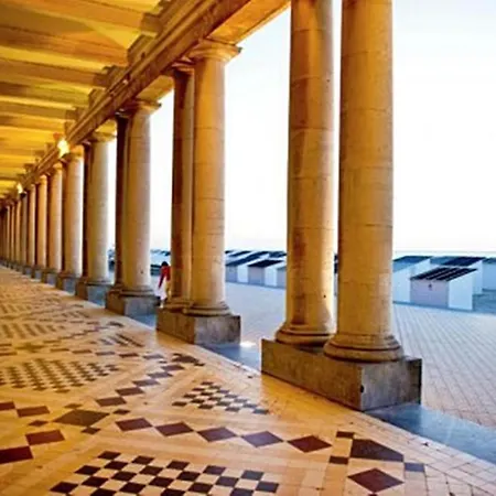 Uniek Gelegen In Oostende! דירה